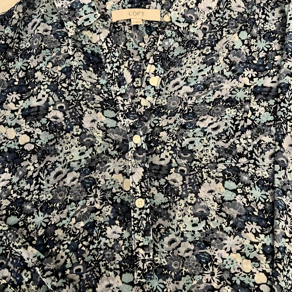 Women’s  blouse LOFT - Picture 4 of 5